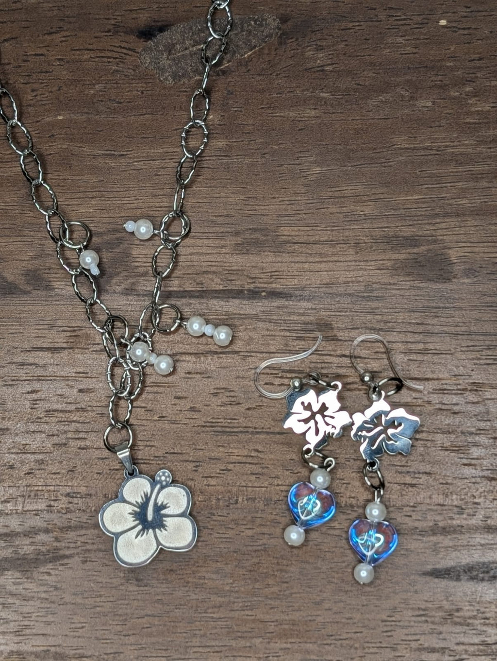 Silver Stainless Steel "Flor de Maga" Crystal Heart Earrings